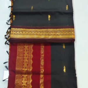 Cotton Gadwal saree with contrast pallu and blouse piece