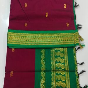 Cotton Gadwal saree with contrast pallu and blouse piece