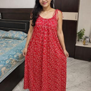 Sleeveless nighty with strings